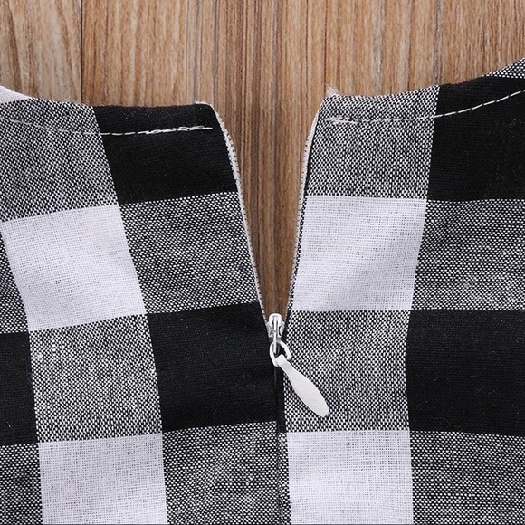 Ella Classic Black And White Plaid Dress - Picture 4 of 7